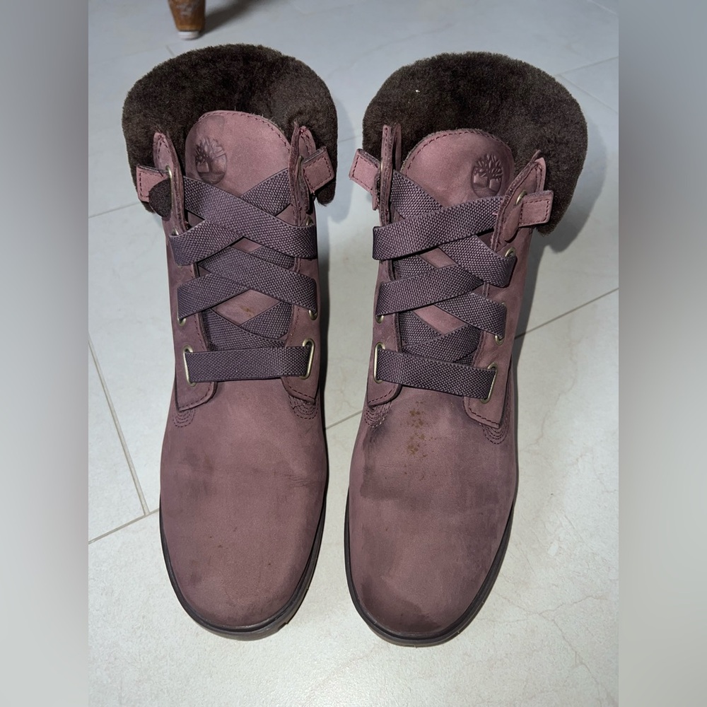 Timberland Women's Dark Burgundy  Boots Waterproof